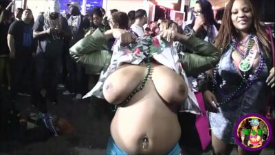 Huge Party Boobs - Big Boob Party Porn Public - VidÃ©os Porno et Sex Video - Tukif Porno