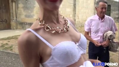 Bourgeoise Chauffeur Porn Video