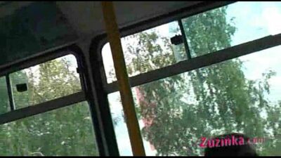 Doigter Dans Le Bus