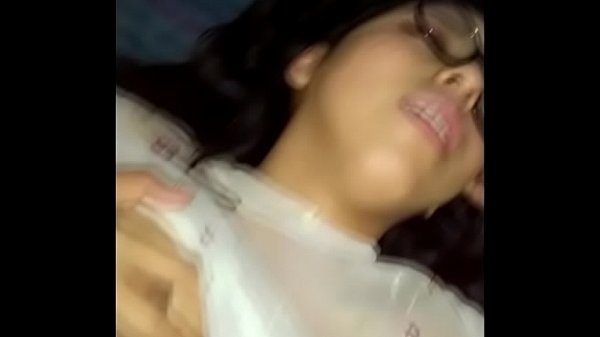 Laisse Sex Video - Elle Se Laisse Toucher Les Seins Dans La Rue Porno - VidÃ©os Porno et Sex  Video - Tukif Porno