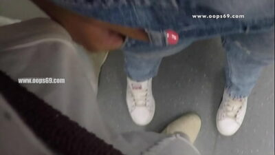 Femme Peloter Dans Le Train En Video Porno