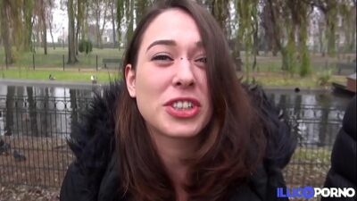 Jeune Actrice Porno Francaise Debutante