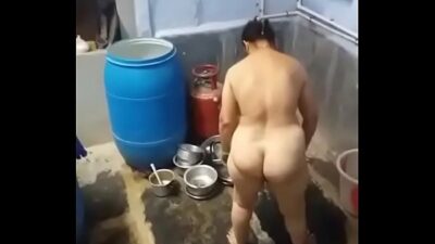 Mature Bcbg Porno In Bath