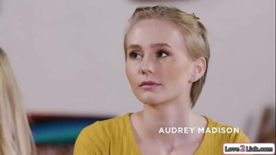 Audrey Porn Blonde