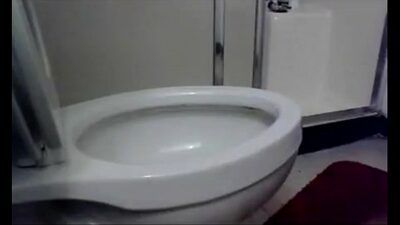Femme Nue Au Toilette Porn