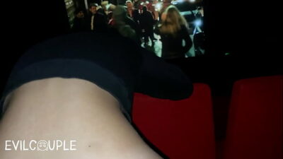 Video Porno Pelotage De Sein Au Cinema Orgasm Feminin