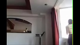 Kitty sur webcam montrant tout à son petit ami